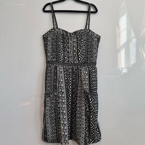AEO Black & White Geometric Print Mini Dress with Pockets
